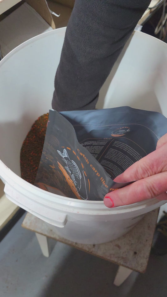 PVA Micro Pelet Mix Elite Scopex 2 mm – Hemp & Creamy Scopex