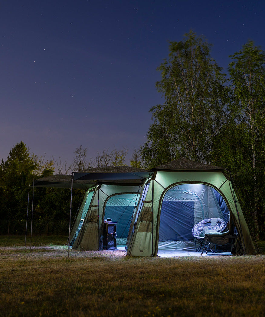 Trakker Gazebo Pro XL Nitelife Vapour Shield (cu Iluminat LED & Telecomanda) - Accesorii Cort Trakker