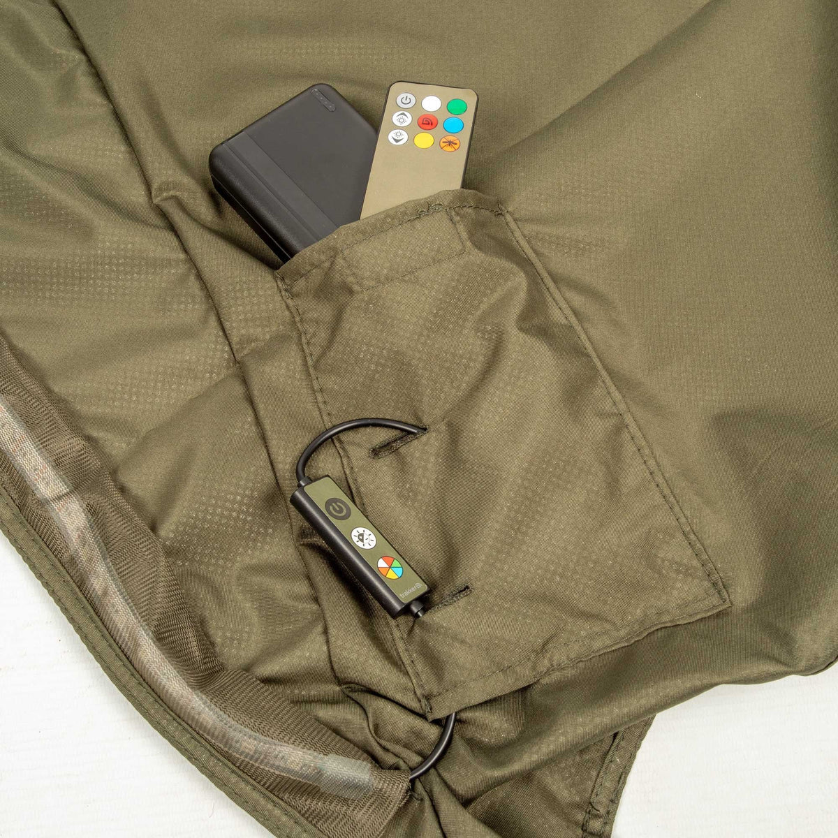 Trakker Tempest RS Brolly Nitelife Vapour Shield (cu Iluminat LED & Telecomandă) - Corturi & Adaposturi Trakker